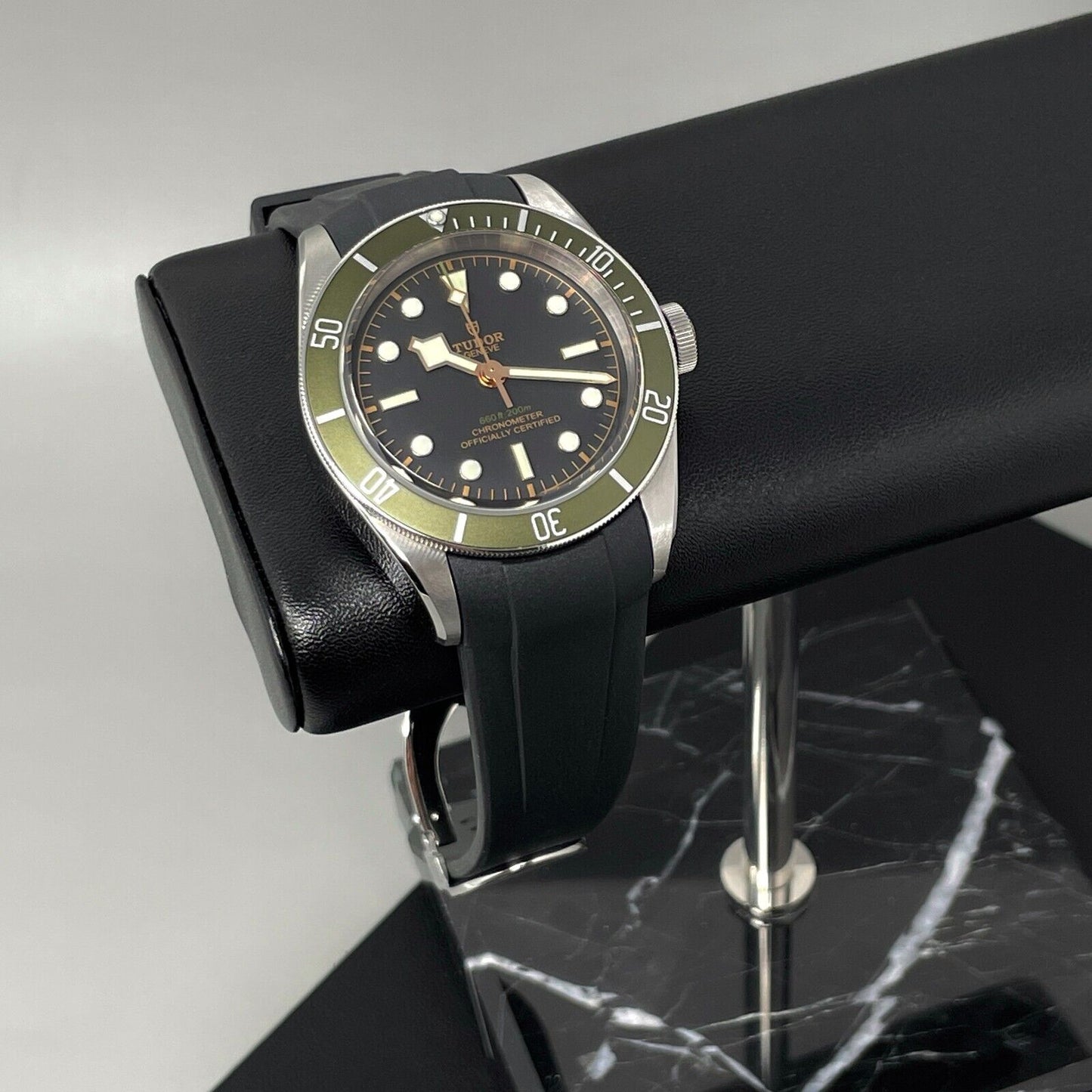 22Mm Black Curved End FKM Rubber Watch Strap Band for Tudor Black Bay GMT Chrono