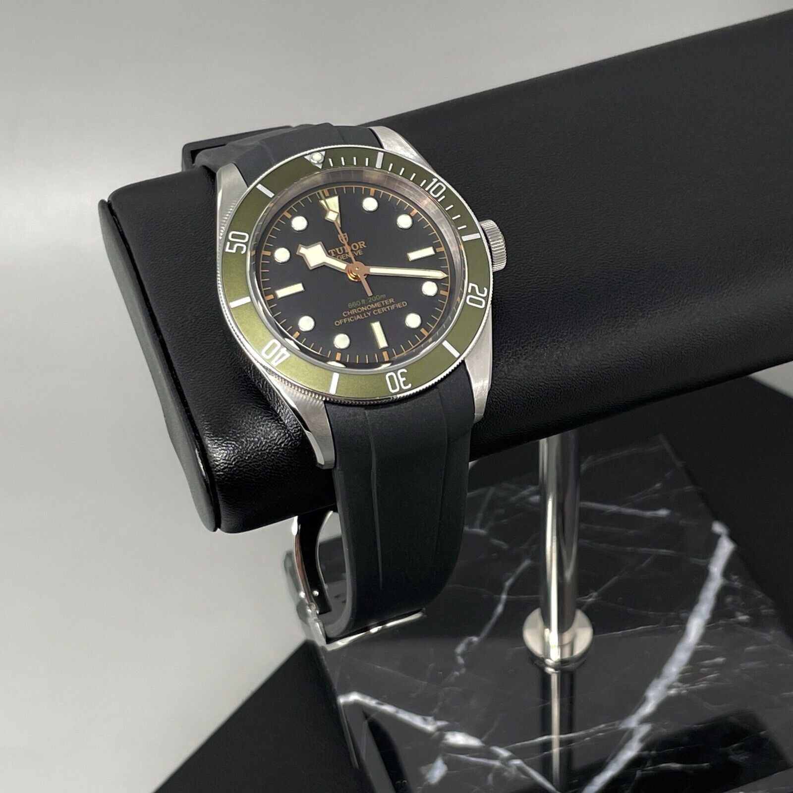 22Mm Black Curved End FKM Rubber Watch Strap Band for Tudor Black Bay GMT Chrono