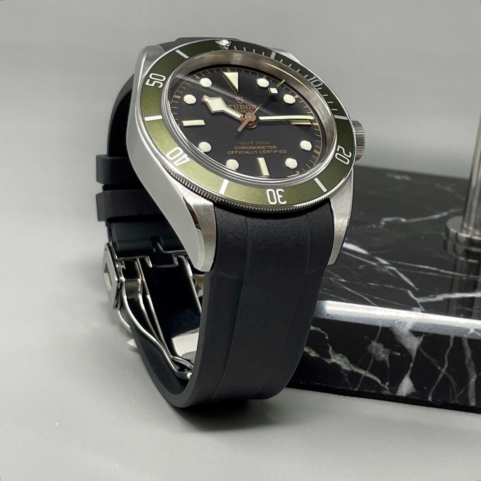 22Mm Black Curved End FKM Rubber Watch Strap Band for Tudor Black Bay GMT Chrono